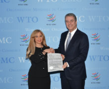 EMBAJADORA KATRINA NAUT PRESENTA CARTAS CREDENCIALES AL DIRECTOR GENERAL DE LA OMC