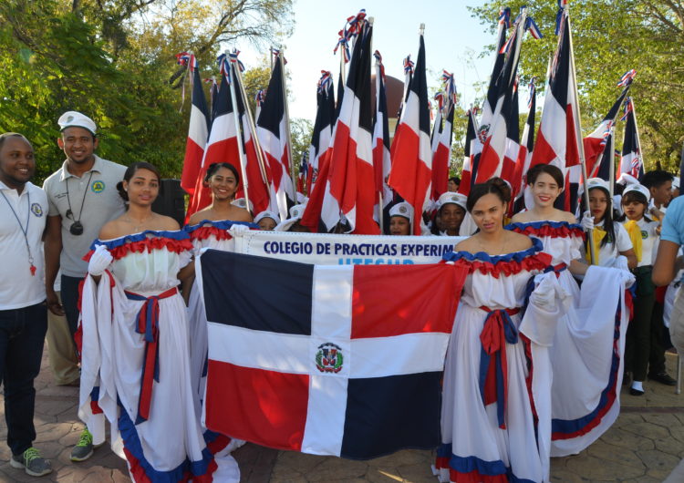 UTESUR Marcha por la Patria: Rinde Tributo a Juan Pablo Duarte en el 206 aniversarios de su natalicio