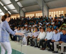 La Fundación Sur Futuro concluye y entrega polideportivo a la comunidad de Padre las Casas provincia de Azua
