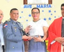 La Gobernadora Civil Walkiria Feliz García  Reconoce excelente labor del  Coronel Ronald  Féliz Batista.