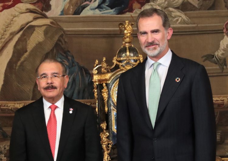 Rey de España Felipe VI recibe al presidente Danilo Medina, en Palacio Real de Madrid