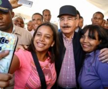 En Visita Sorpresa a pescadores de La Romana, Danilo Medina dispone donación 30 embarcaciones y camión refrigerado; modernizarán pesca
