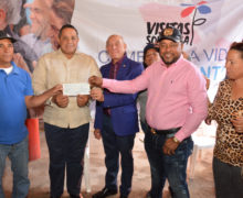 Azua: 574 productores reciben recursos prometidos en Visita Sorpresa para instalación sistemas de bombeo irrigarán más de 18 mil tareas