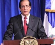 Gustavo Montalvo aclara que SNS solo ha adquirido insumos por RD$143 millones desde que inició período emergencia