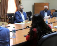 José Ramón  Peralta se reúne con Comisión de Asuntos Sociales; pasan balance acciones ejecutadas durante pandemia