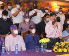 Danilo medina recorre  Azua en apoyo al senador Rafael Calderón, a  Gonzalo Castillo y los candidatos a diputados