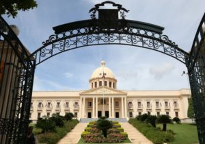 Presidente Danilo Medina establece toque de queda diferenciado en todo el territorio nacional, a partir de mañana, martes 21 de julio de 2020,  mediante decreto 266-20