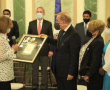 “Gracias, Presidente. En su gobierno mejoramos nuestra calidad de vida”: productores beneficiados con Visitas Sorpresa a Danilo Medina.