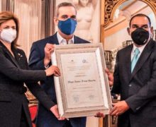 Presidente Luis Abinader encabeza entrega Premio Nacional de Periodismo a Miguel Franjul