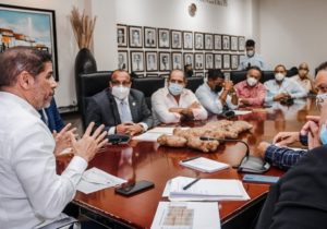 Viceministro José Jáquez promueve diálogo con productores de papa