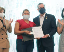 Presidente Abinader cumple la meta de afiliar a dos nuevos millones de personas a SENASA