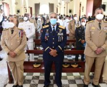 El Ministro de Defensa, Teniente General Carlos Luciano Díaz Morfa honra la memoria de los soldados  y combatientes  de la Batalla de Azua del 19 de marzo de 1844