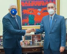 Ministro del MESCYT y Embajador ante Reino Unido examinan ejecución de proyectos educativos