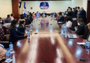 MESCYT oferta facilidades a emprendedores para su capacitación a nivel nacional e internacional