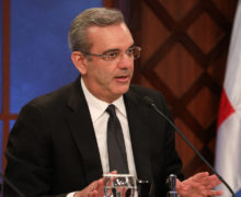 El Presidente Luis  Abinader aclara que en el diálogo con el liderazgo nacional no aceptará cambios sobre elección presidencial.