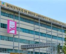 Ministerio de Medio Ambiente prohíbe fondeo de embarcaciones en bahía de Ocoa.
