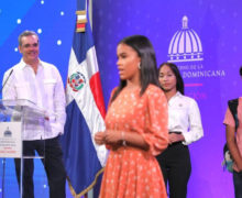 El Presidente  Luis Abinader encabeza lanzamiento programa de aprendizaje del inglés como segundo idioma en sector público.