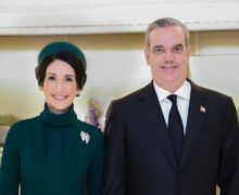 Presidente Luis  Abinader, único en asistir a ceremonia de coronación de un monarca