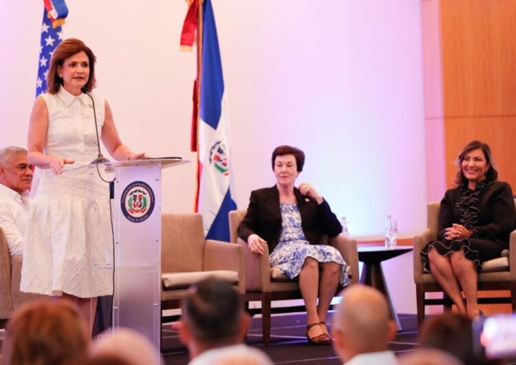 Vicepresidenta Raquel Peña en Miami: “los dominicanos en el exterior son una prioridad para el Gobierno”