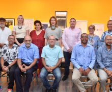 Artista azuano Roosevelt Méndez gana Premio Nacional de Artesanía