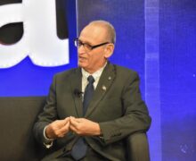 Escritor dice que «este será un año de nuevas prublicaciones»