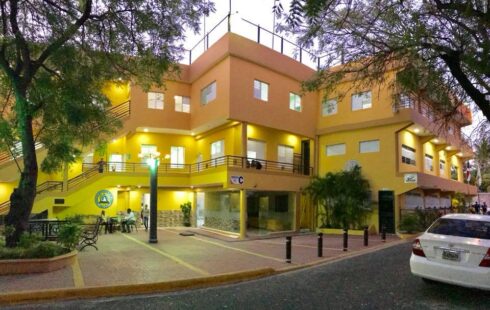 Utesur, la Universidad más barata del país y del continente