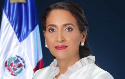 Senadora Lía Díaz «la mejor opción para presidir el Senado»