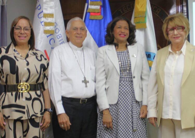 MESCYT realiza en Utesur Foro de Internacionalización de las instituciones de educación superior