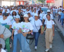 Un río de Fe en Azua: Miles participan en caminata «Un Paso por Mi Familia»