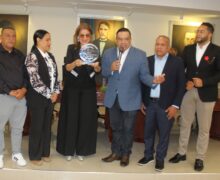 Oficina Nacional de Derecho de Autor (ONDA) Reconoce a Olga Lara