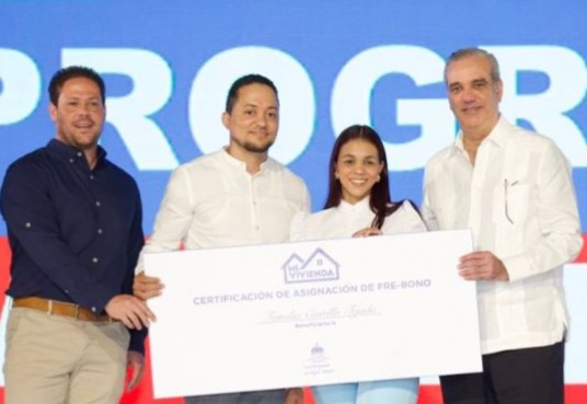Presidente Luis Abinader relanza programa Mi Vivienda, que proyecta más de 8,300 apartamentos 