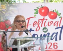 ¡El Tomate está de Fiesta! Inicia con éxito Cuarta Versión del Festival del Tomate Azua 2026