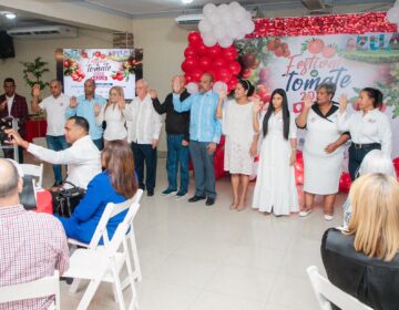 Azua «calienta motores» para Festival del Tomate 2026 con respaldo presidencial y AFCONAGRO