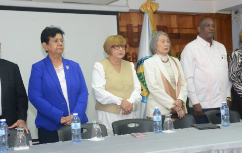 Realizan con éxito en Utesur XXIII Congreso Dominicano de Matemática Educativa (REDOME 23).