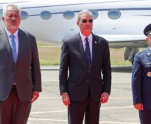 Presidente Luis Abinader llega a Cali para participar en la transmisión de mando presidencial de Colombia