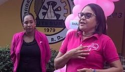 Llaman a prevenir cáncer de mama mediante controles a tiempo durante jornada en Utesur